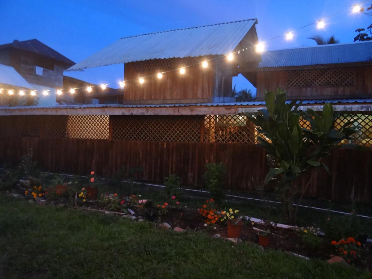 Hotel Puerto Viejo Puerto Viejo de Talamanca 外观 照片